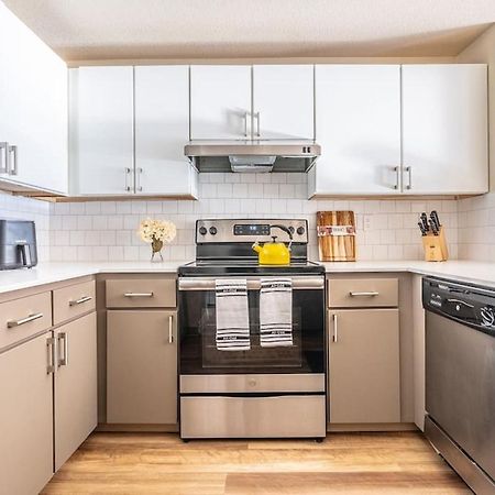 Modern And Spacious Apartment- Gym, Wifi, Free Parking Seattle Dış mekan fotoğraf