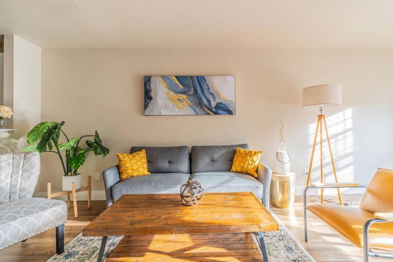 Modern And Spacious Apartment- Gym, Wifi, Free Parking Seattle Dış mekan fotoğraf
