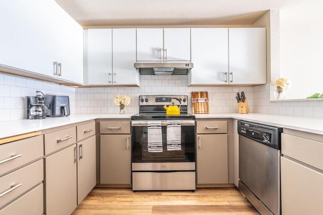 Modern And Spacious Apartment- Gym, Wifi, Free Parking Seattle Dış mekan fotoğraf